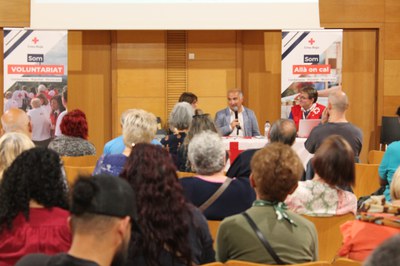 Fotografia, cedida per Creu Roja,  del dia en què es va celebrar la trobada..