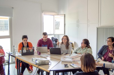 En una reunió de l'equip motor de Populus Labora.