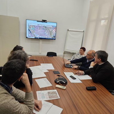 El Comissionat de Barris de la Generalitat visita  Can Mas.