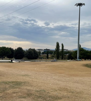 Parc dels Pinetons durant els treballs de neteja.