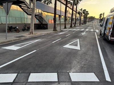 Asfaltatge c. de Tarragona.