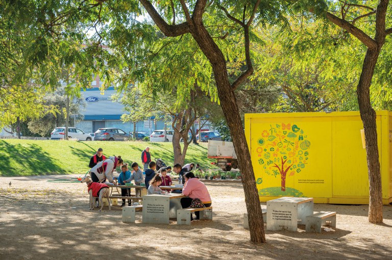 Jugatecambiental Massot.jpg