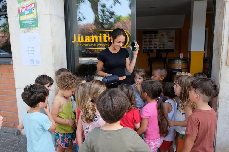 Imatges de la penjada dels codis QR. DSCF0841 (1).JPG