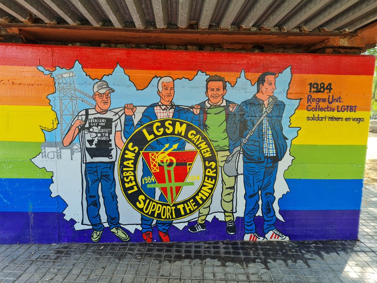 ripollet-lgtbi-mural-foto4.jpg