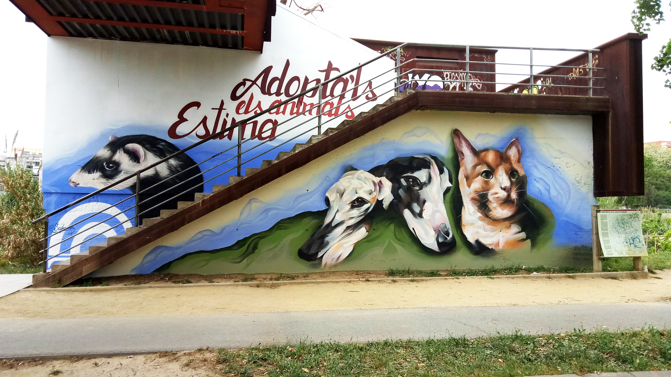 mural_animals.jpg