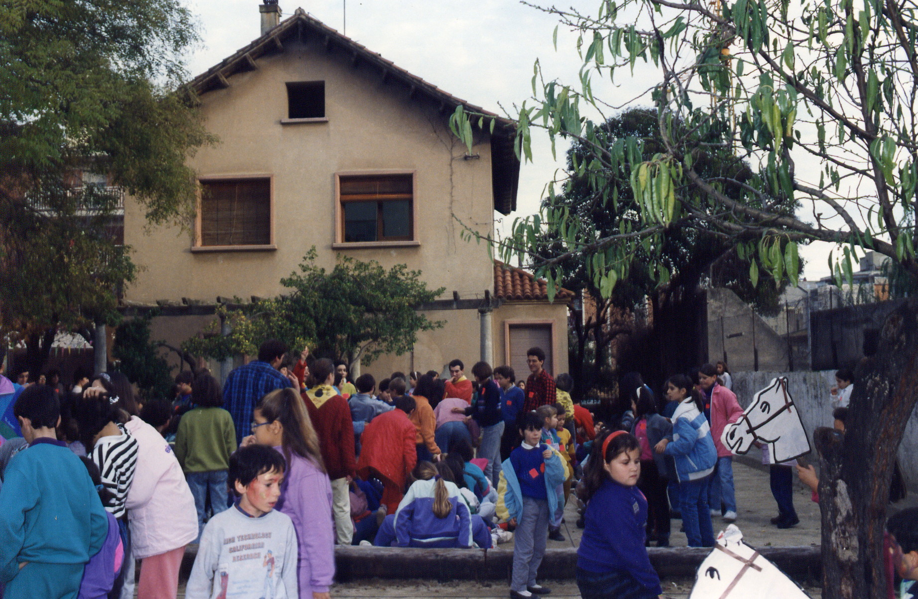 Torre de Can Mingrat i el Centre d'Esplai L'ESTEL.JPG