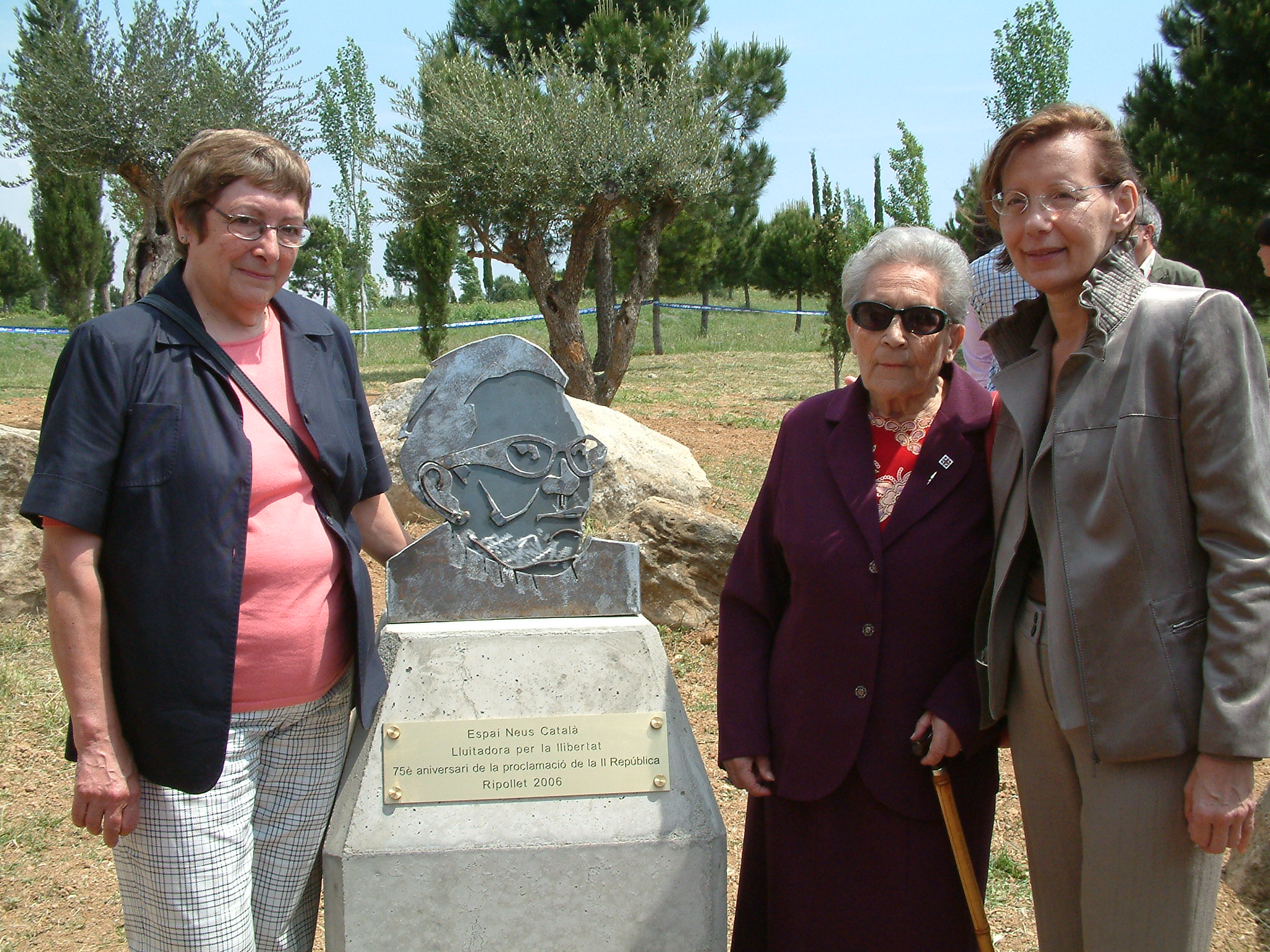 ripollet-societat-neus-catala-homenatge-070506 (26).JPG